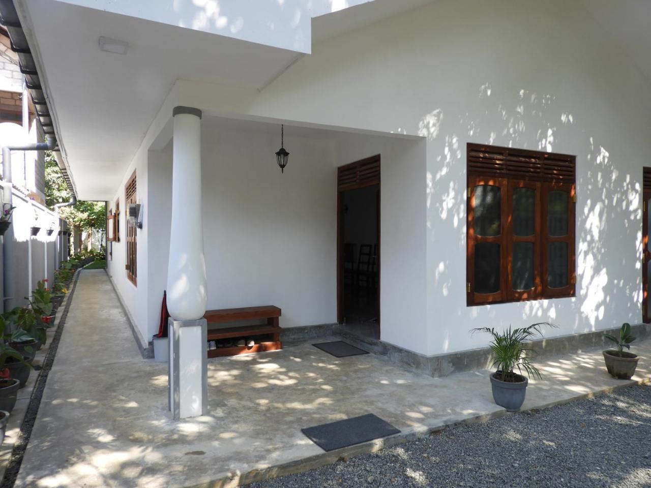 Me Yoga Villa Kumbalgama Dış mekan fotoğraf